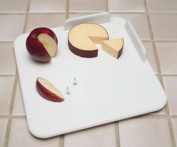 One-Handed Cutting Board. Adaptive Kitchen Equipment. HELPFUL for stroke  survivors, one handed person, people with arthritis, for amputees